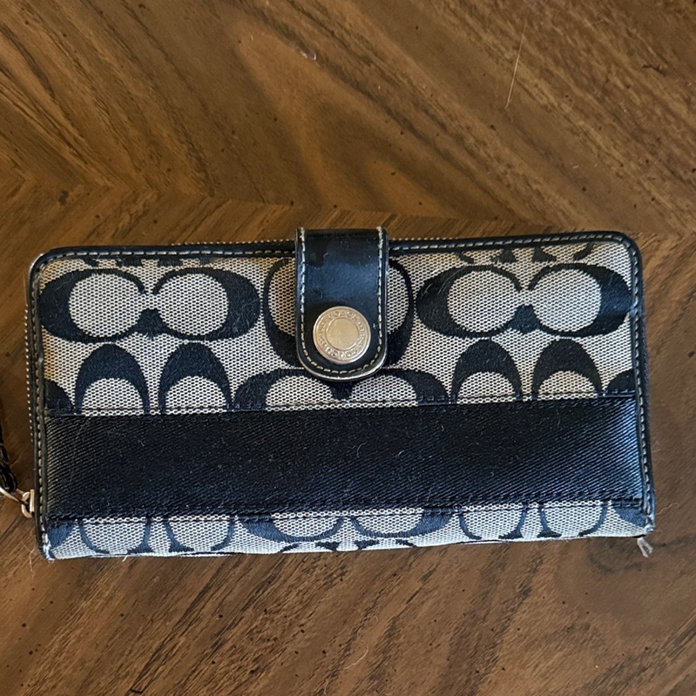 Coach Black and Taupe Women's Wallet